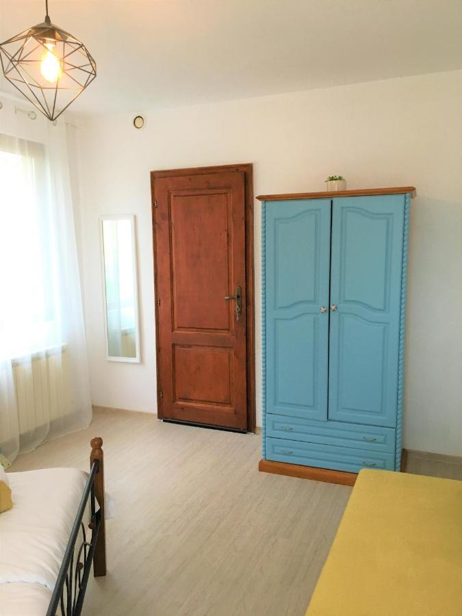 Стаи За Гости Димитрови Burgas Esterno foto
